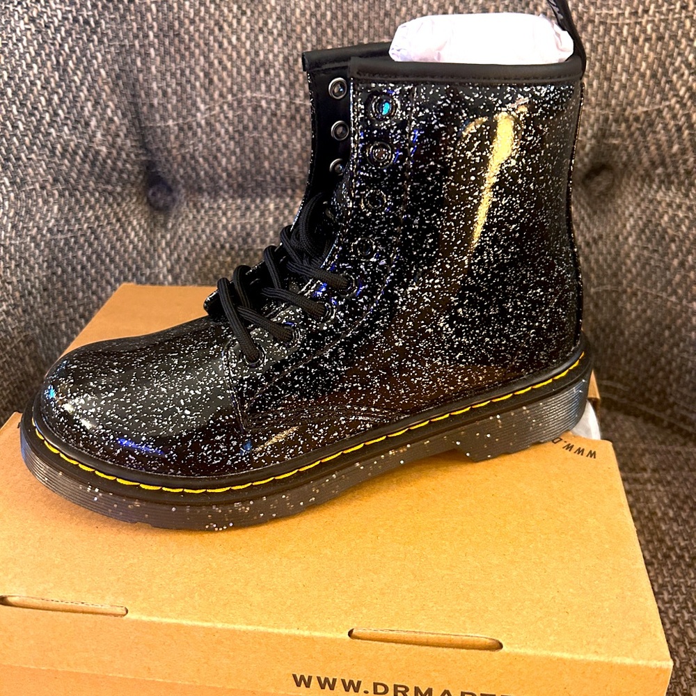 Girls Dr. Martens size 2 boots. Black with silver glitter sparkles. Brand new!
